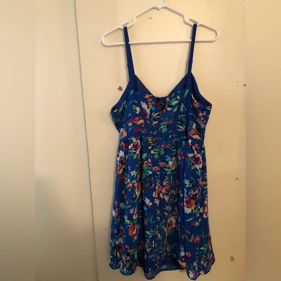Nicole By Nicole Miller size 16 Blue Floral Fit Flare Adjustable Strap Dress - Picture 2 of 3